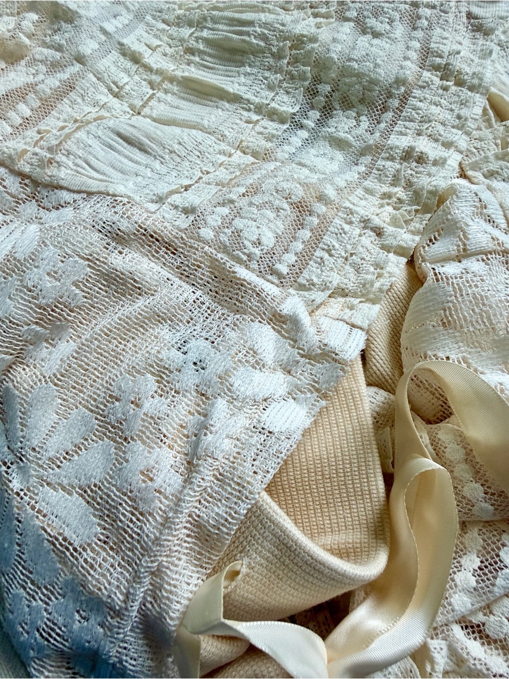 POL Lace Contrast Wide Leg Romantic Boho Pants in Ivory - Picture 11 of 11